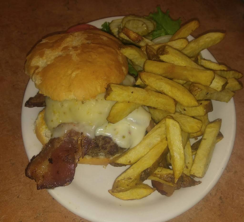 Happy Rooster Cafe | cafe | 1114 S Sarnoff Dr, Tucson, AZ 85710, USA | 5202981752 OR +1 520-298-1752