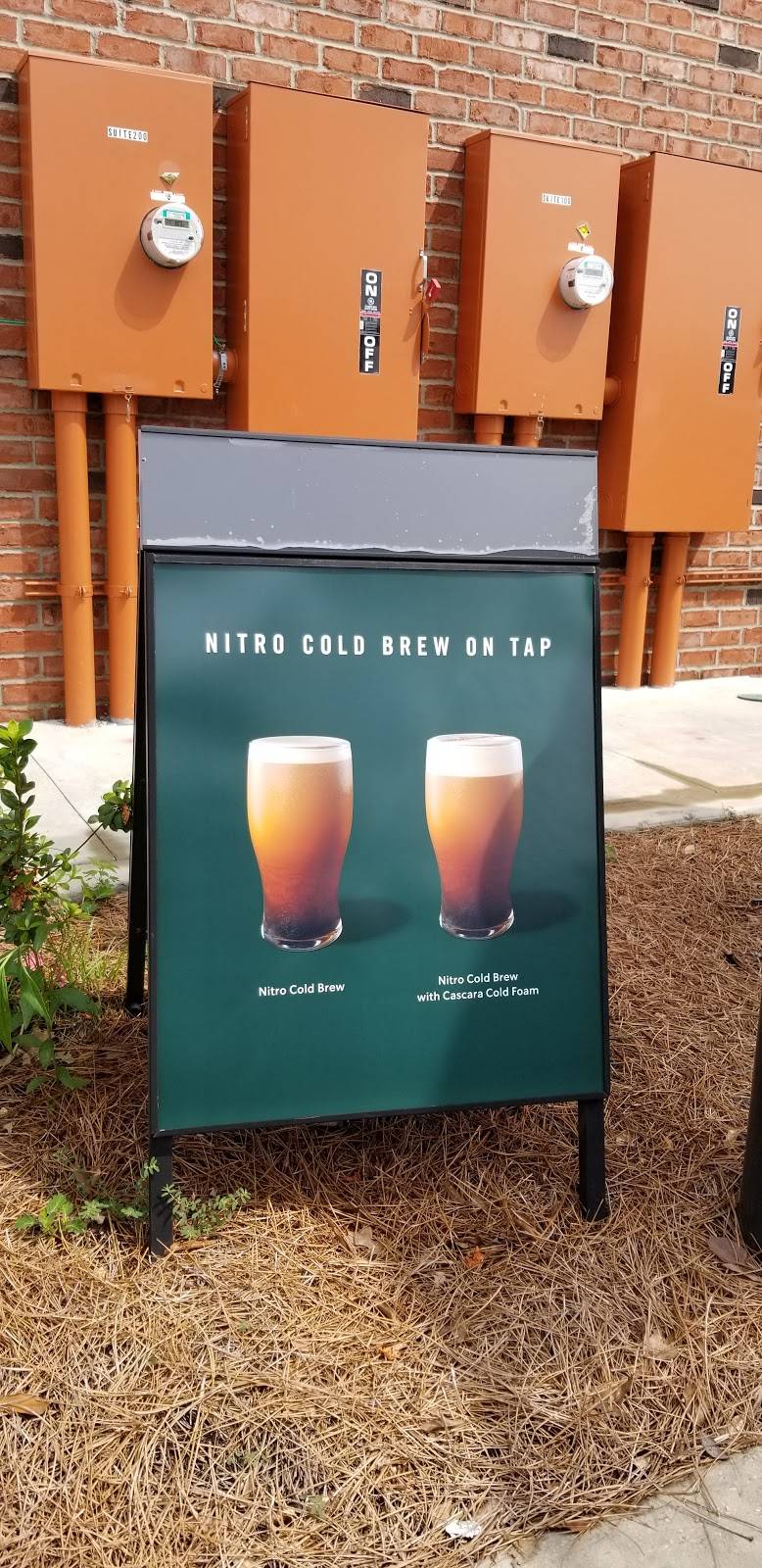 Starbucks | cafe | 70383 LA-21 Suite 100, Covington, LA 70433, USA | 9854157575 OR +1 985-415-7575