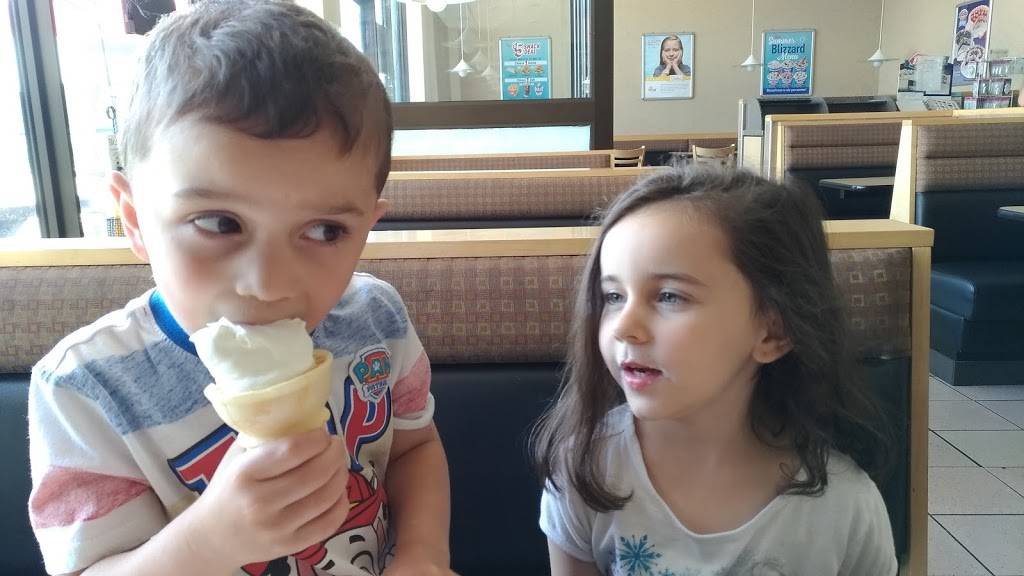 Dairy Queen Grill & Chill | restaurant | 13300 Tecumseh Rd E, Windsor, ON N8N 4R8, Canada | 5199798554 OR +1 519-979-8554