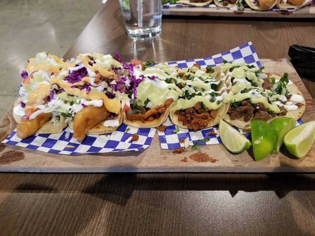 Barra azul | restaurant | 115 Ramona Expy #8, Perris, CA 92571, USA | 9519404474 OR +1 951-940-4474