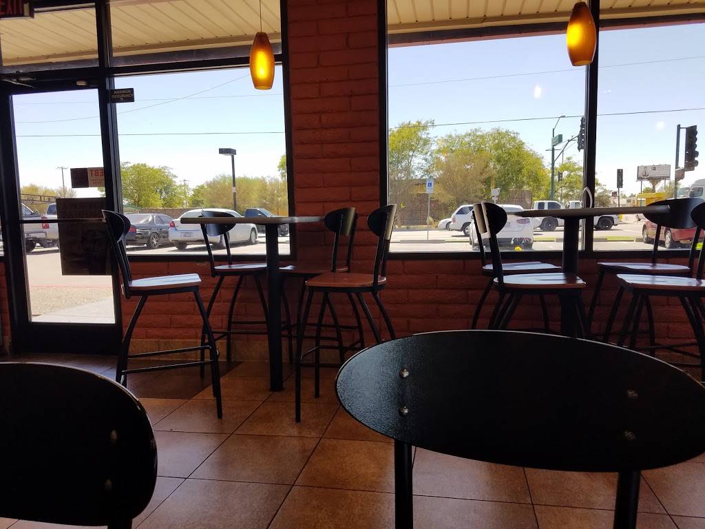 Jack in the Box | restaurant | 3455 W McDowell Rd, Phoenix, AZ 85009, USA | 6022780529 OR +1 602-278-0529