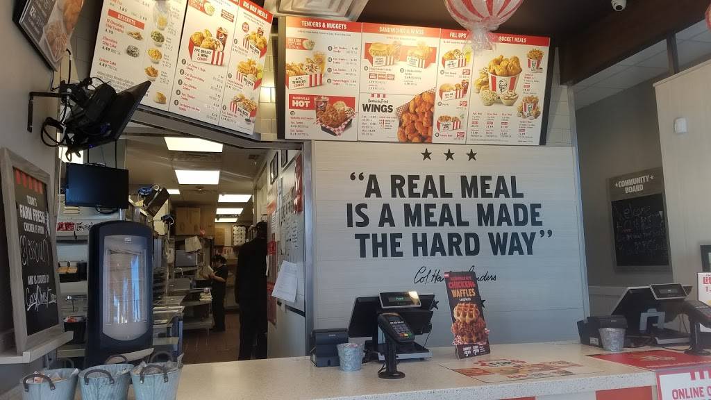 KFC | restaurant | 215 E Sunshine St, Springfield, MO 65807, USA | 4175013572 OR +1 417-501-3572