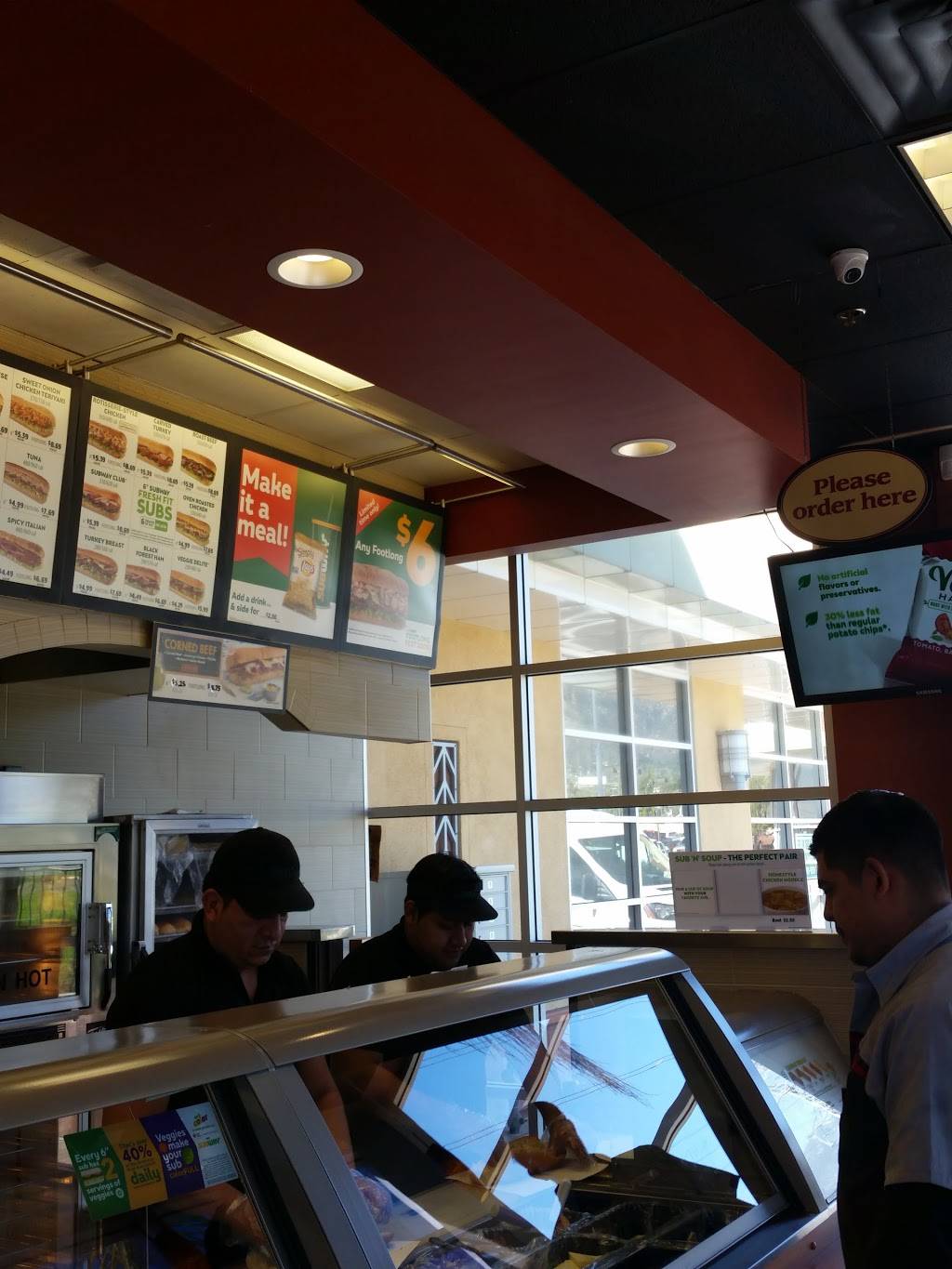 Subway Restaurants | restaurant | 2377 E Colorado Blvd, Pasadena, CA 91107, USA | 6267963002 OR +1 626-796-3002