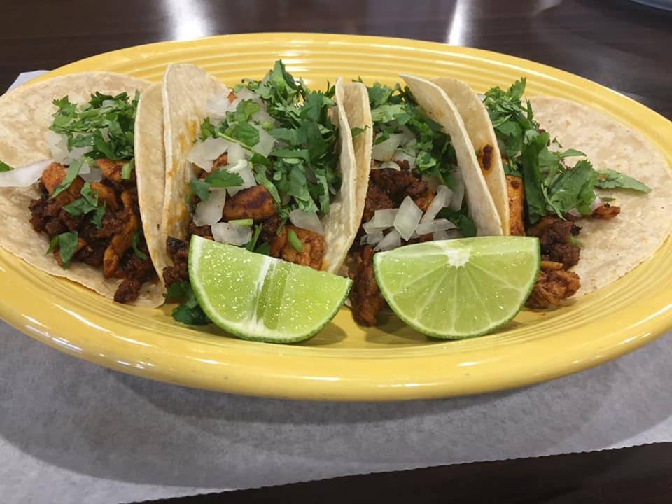Ajuua Mexican Grill And Cantina | restaurant | 300 N Village Terrace, Tonganoxie, KS 66086, USA | 9134171053 OR +1 913-417-1053