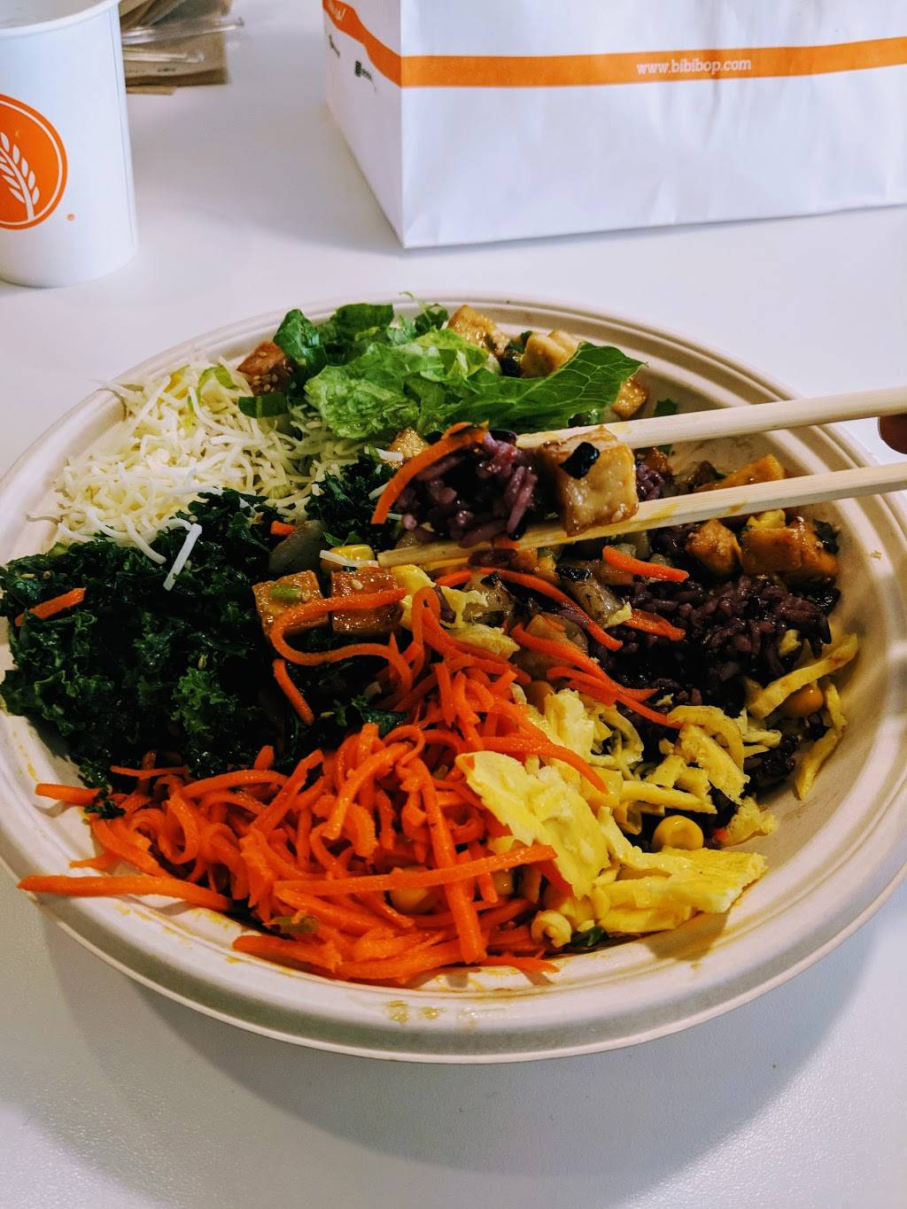 BIBIBOP Asian Grill | restaurant | 1836 W Henderson Rd, Columbus, OH 43220, USA | 6144592991 OR +1 614-459-2991