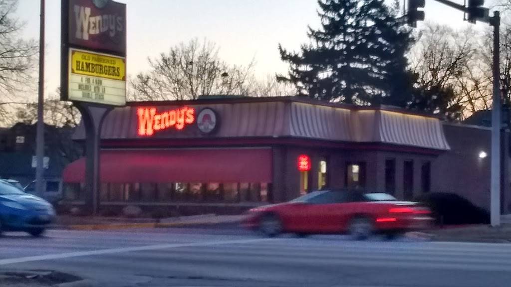 Wendys | restaurant | 3400 Sheridan Rd, Zion, IL 60099, USA | 8477463343 OR +1 847-746-3343