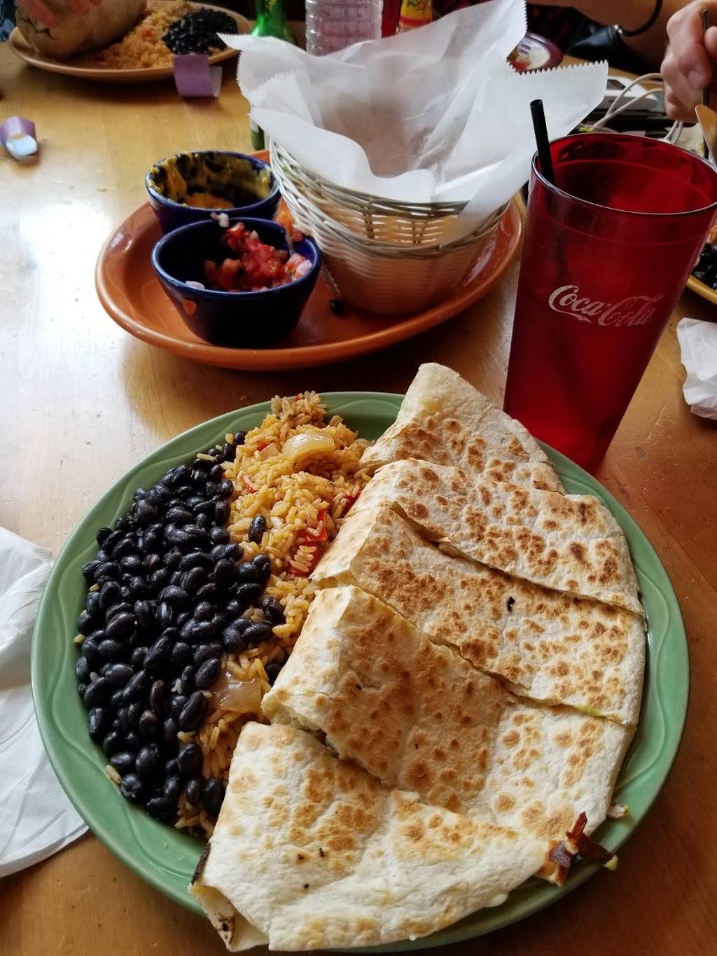 Sharkys Cantina | restaurant | 31 Circuit Ave, Oak Bluffs, MA 02557, USA | 5086937501 OR +1 508-693-7501