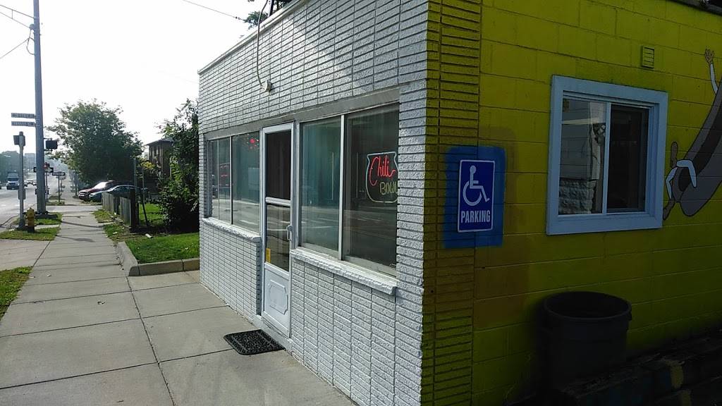 Chili Bowl | restaurant | 223 Cesar E Chavez Ave, Pontiac, MI 48342, USA | 2483342267 OR +1 248-334-2267