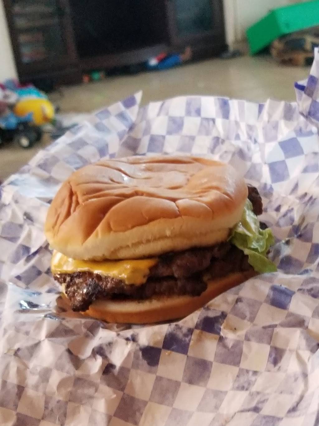 Dalys Flame Broiled Burgers | restaurant | 10754 70th Ave, Seminole, FL 33772, USA | 7273920200 OR +1 727-392-0200