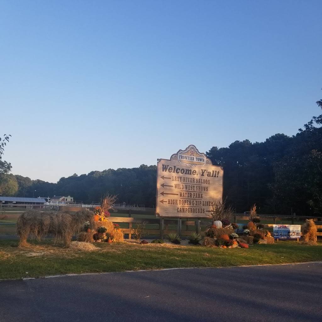 Frontier Town Lazy River Saloon | restaurant | 8428 Stephen Decatur Hwy, Berlin, MD 21811, USA | 8002285590 OR +1 800-228-5590