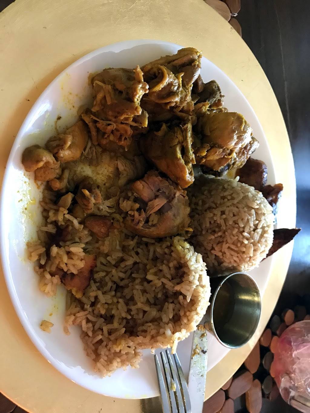 J.A. Bar & Grill | restaurant | 1372 Dixwell Ave, Hamden, CT 06514, USA | 4752386597 OR +1 475-238-6597