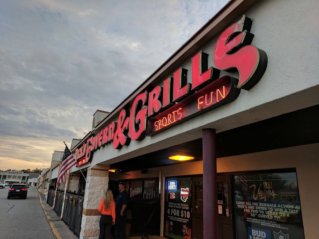 Ricks Tavern | restaurant | 5955 Boymel Dr, Fairfield, OH 45014, USA | 5138741992 OR +1 513-874-1992