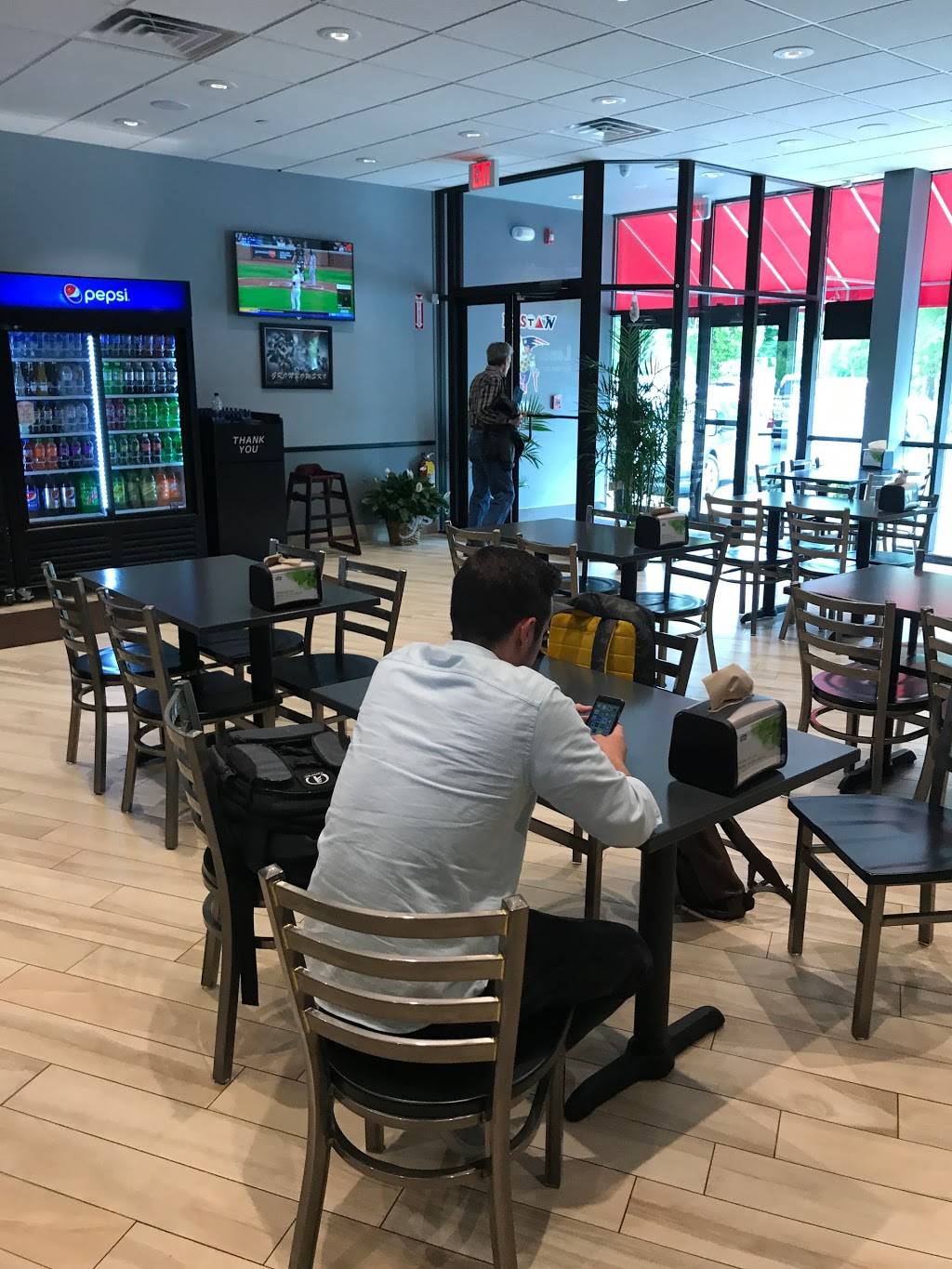 Londis of Peabody | restaurant | 515 Lowell St, Peabody, MA 01960, USA | 9785351300 OR +1 978-535-1300