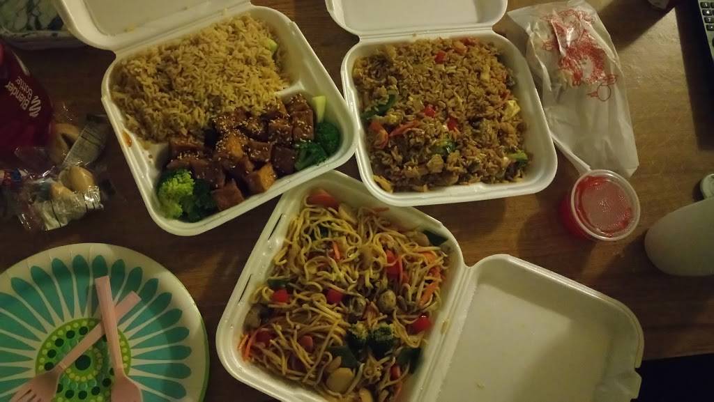 Great Wok Restaurant | restaurant | 129 Marketplace Ave, Mooresville, NC 28117, USA | 7046962888 OR +1 704-696-2888