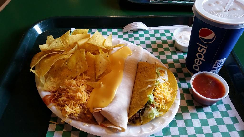 Tortilla Jacks Mexican Restaurant | restaurant | 1618 SW Washburn Ave, Topeka, KS 66604, USA | 7852324091 OR +1 785-232-4091