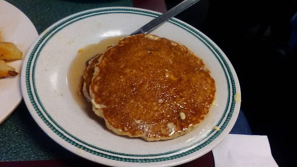 Little Creek Diner | restaurant | 7941 Halprin Dr, Norfolk, VA 23518, USA | 7575889948 OR +1 757-588-9948