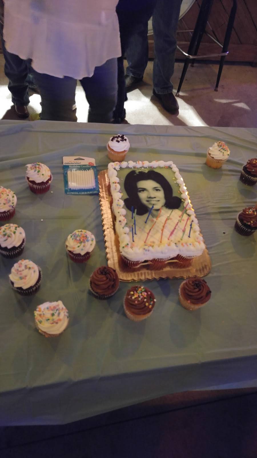 Goofys | restaurant | 5965 York Rd, Spring Grove, PA 17362, USA | 7172259909 OR +1 717-225-9909