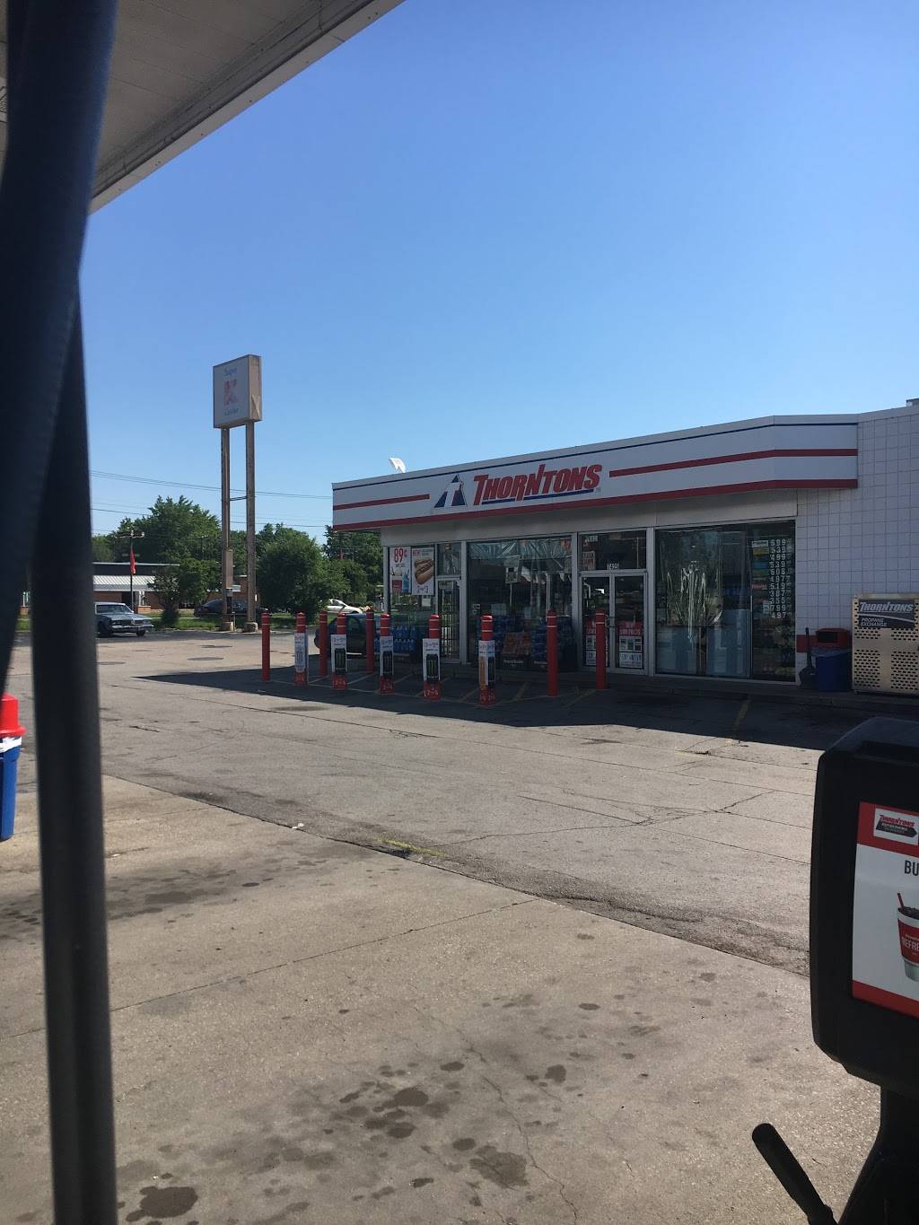 Thorntons | bakery | 7425 E Washington St, Indianapolis, IN 46219, USA | 3173592987 OR +1 317-359-2987