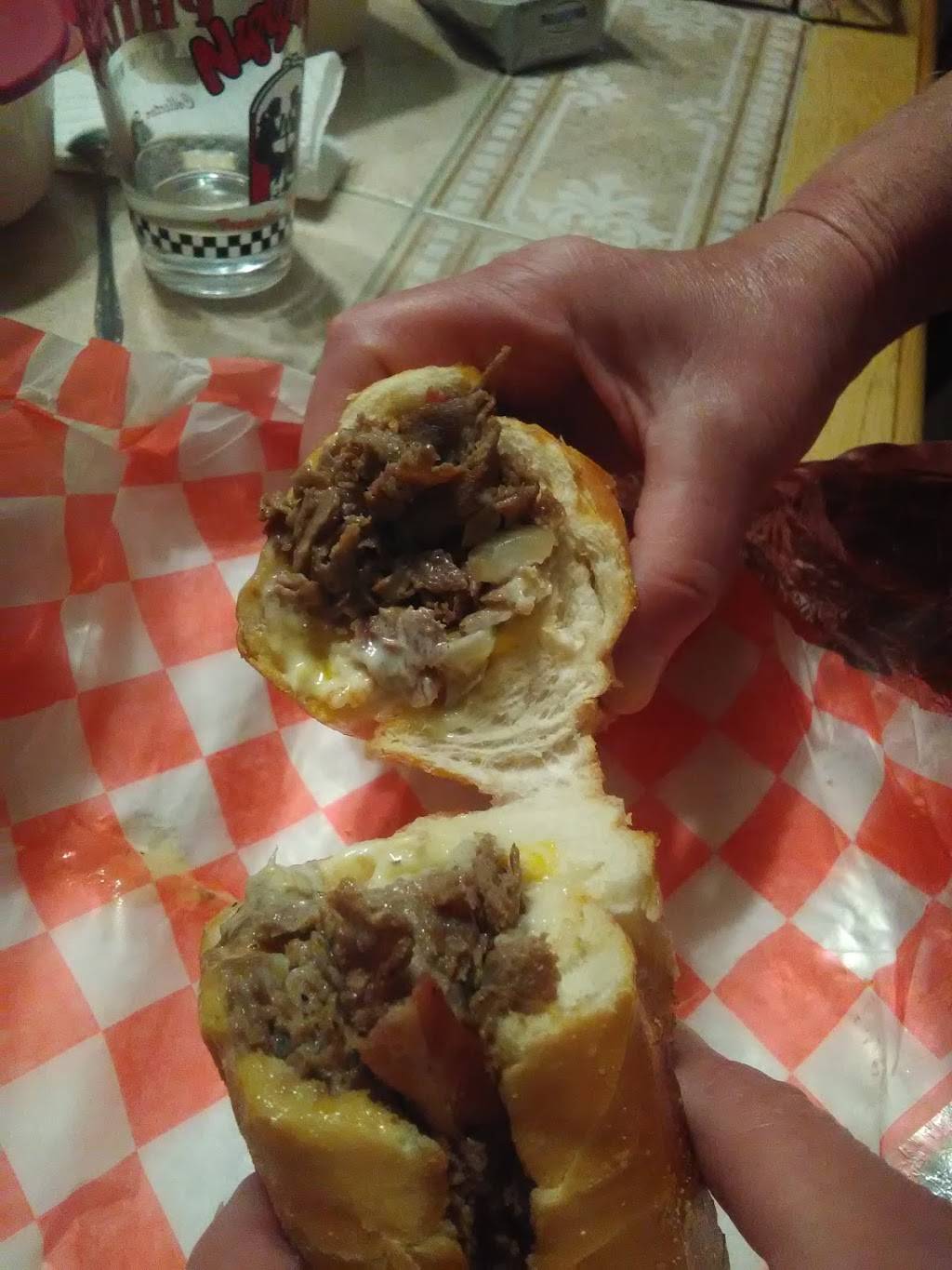 Big Chefs Pizza | restaurant | 10 W Winona Ave, Norwood, PA 19074, USA | 4844946652 OR +1 484-494-6652