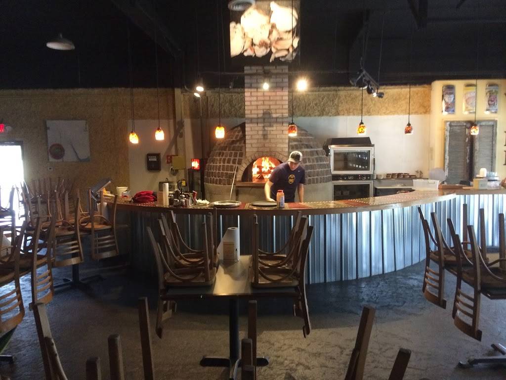 Richards Brick Oven Pizza | restaurant | 229 S Main St, Franklin, IN 46131, USA | 3177383300 OR +1 317-738-3300