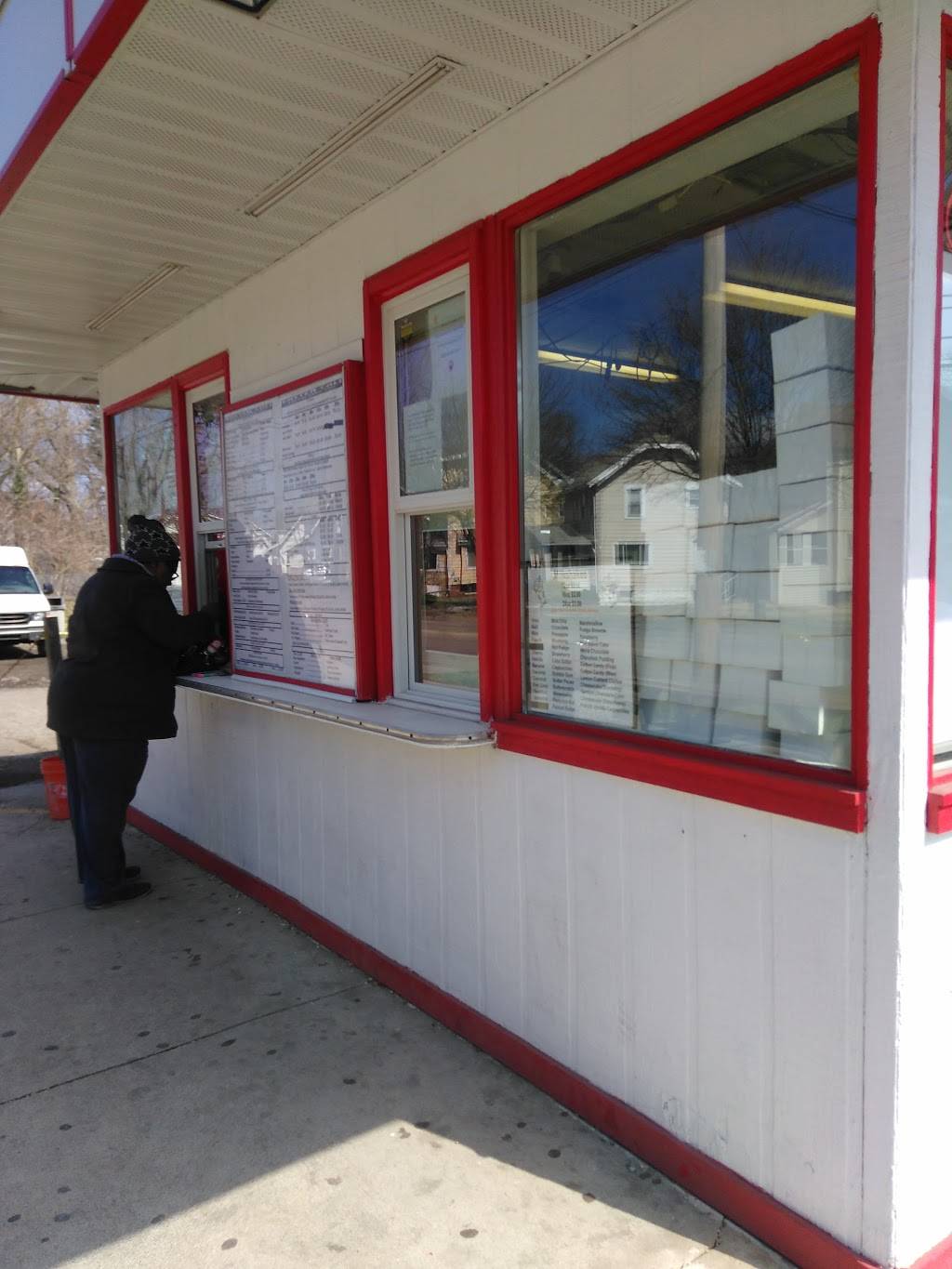 Easten Cali | restaurant | 2473 East Ave, Akron, OH 44314, USA | 3307453287 OR +1 330-745-3287