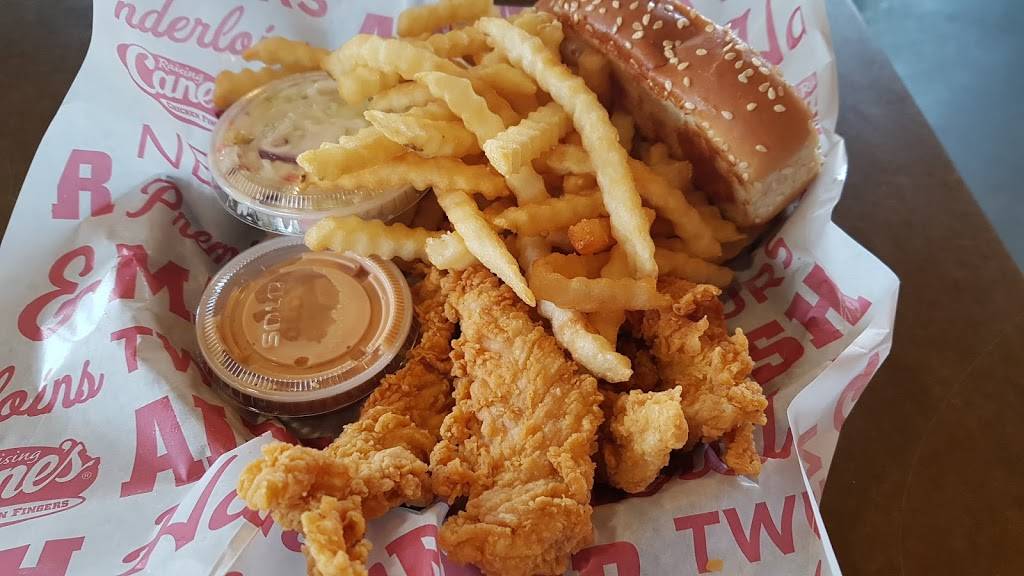 Raising Canes Chicken Fingers | meal takeaway | 320 S Plano Rd, Richardson, TX 75081, USA | 9724799413 OR +1 972-479-9413
