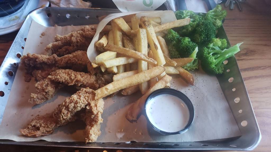 Chilis Grill & Bar | meal takeaway | 5288 S Hulen St, Fort Worth, TX 76132, USA | 8175721195 OR +1 817-572-1195