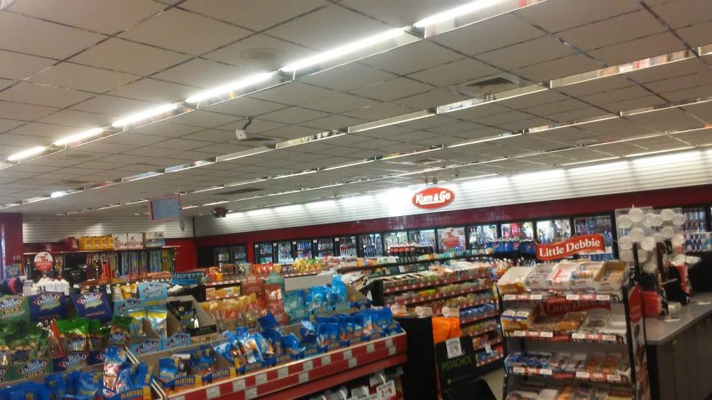 Kum & Go | meal takeaway | 3445 E Kearney St, Springfield, MO 65803, USA | 4178651069 OR +1 417-865-1069