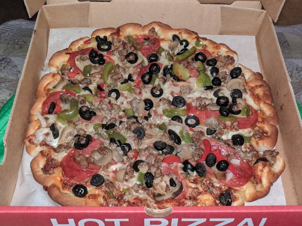 Bobbies Place Pizza and Ice Cream | restaurant | 970 Riverside Dr, Painesville, OH 44077, USA | 4403575111 OR +1 440-357-5111