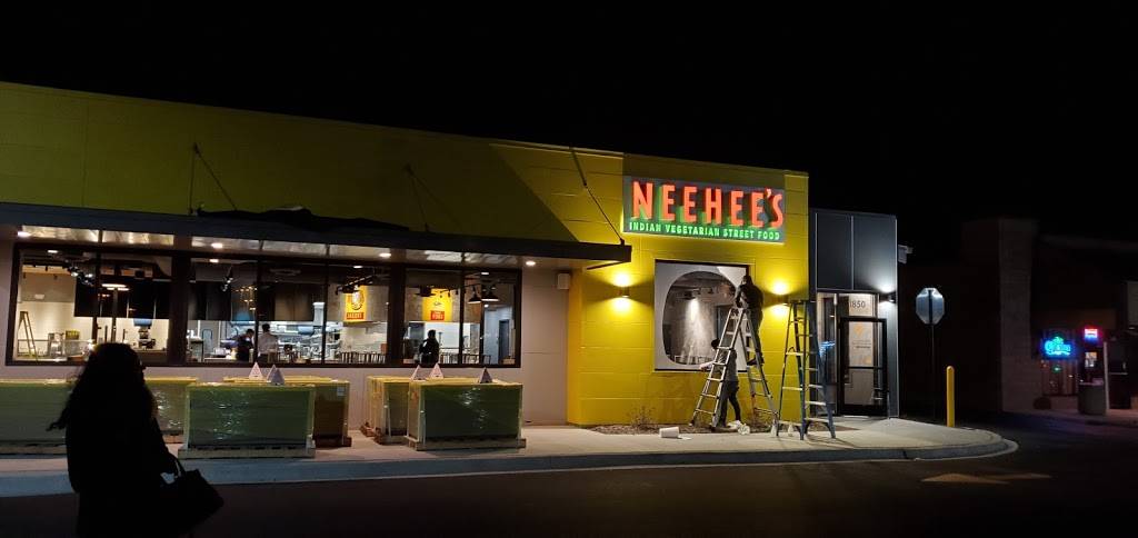 NeeHees Indian Vegetarian Street Food | meal takeaway | 1850 W Army Trail Rd, Hanover Park, IL 60133, USA | 6308552050 OR +1 630-855-2050