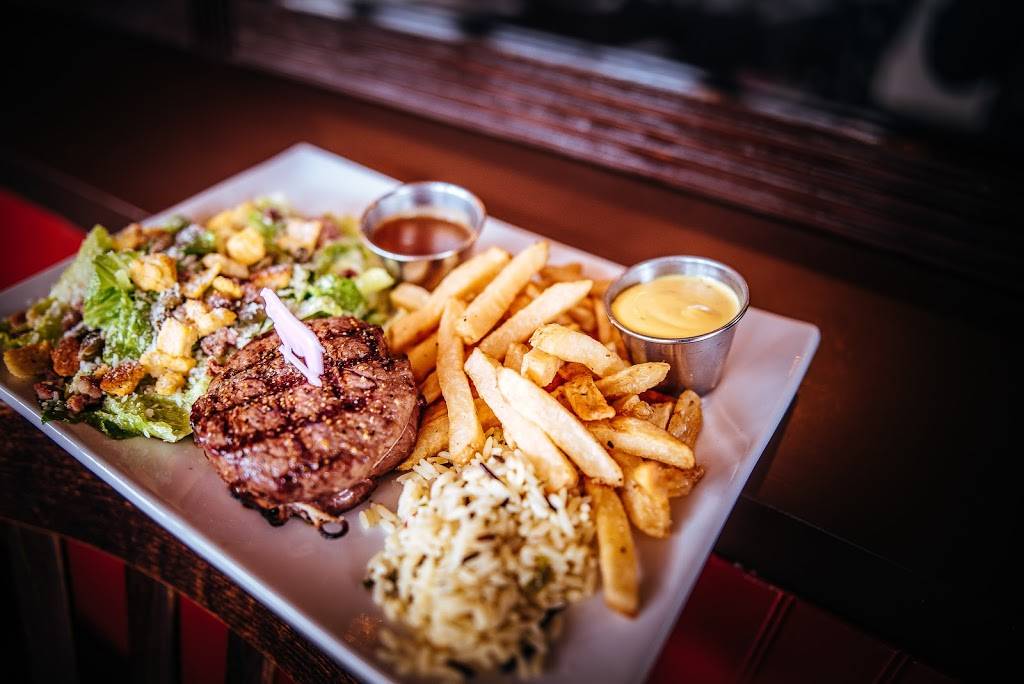 Le Limonadier | restaurant | 722 Rue Notre Dame O, Victoriaville, QC G6P 1T6, Canada | 8197529735 OR +1 819-752-9735