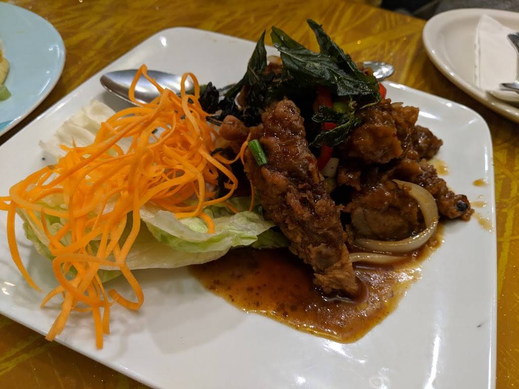 Thai Farm Restaurant | restaurant | 800 King Farm Blvd #125, Rockville, MD 20850, USA | 3012588829 OR +1 301-258-8829