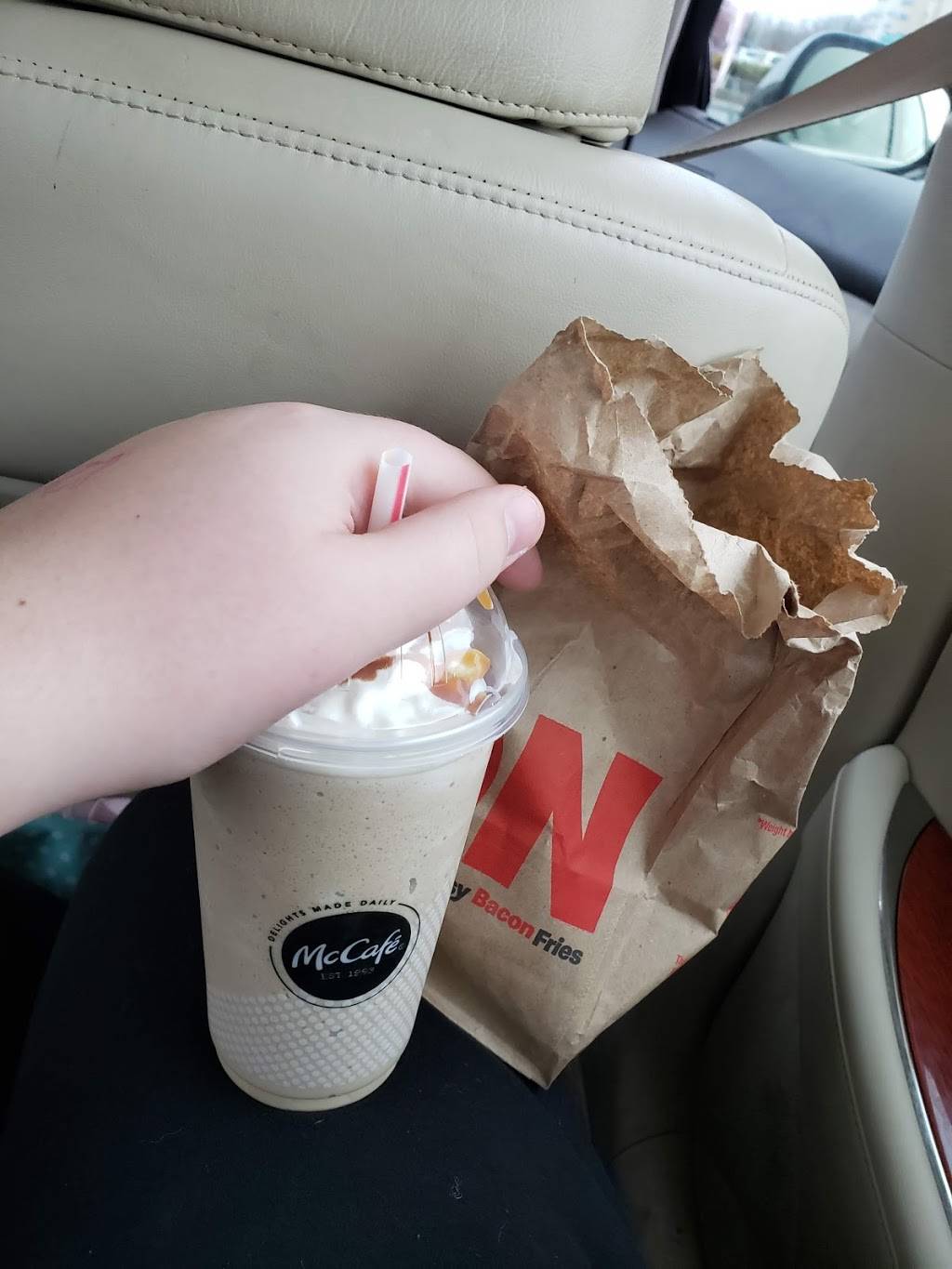 Subway | restaurant | 1095 Chenango St, Binghamton, NY 13901, USA | 6077221099 OR +1 607-722-1099