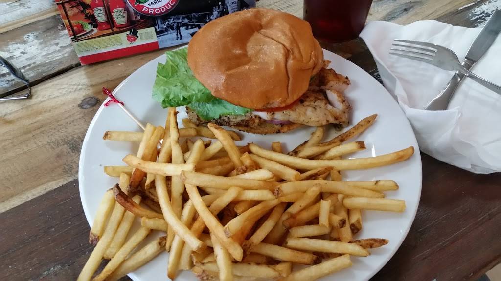 Golden Rule Seafood | restaurant | 17505 S Dixie Hwy, Palmetto Bay, FL 33157, USA | 3052350661 OR +1 305-235-0661