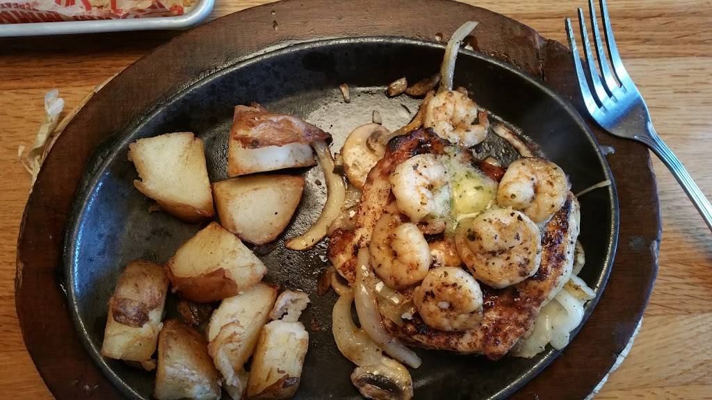 Applebees Grill + Bar | restaurant | 4760 S Broadway, Wichita, KS 67216, USA | 3165225525 OR +1 316-522-5525