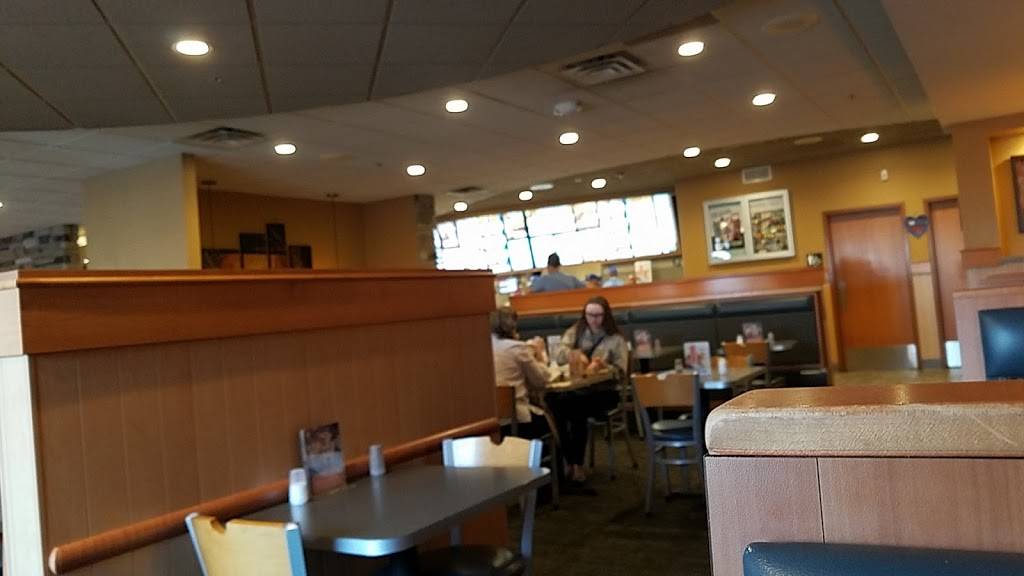 Culvers | restaurant | 3705 N 124th St, Brookfield, WI 53005, USA | 2627816610 OR +1 262-781-6610