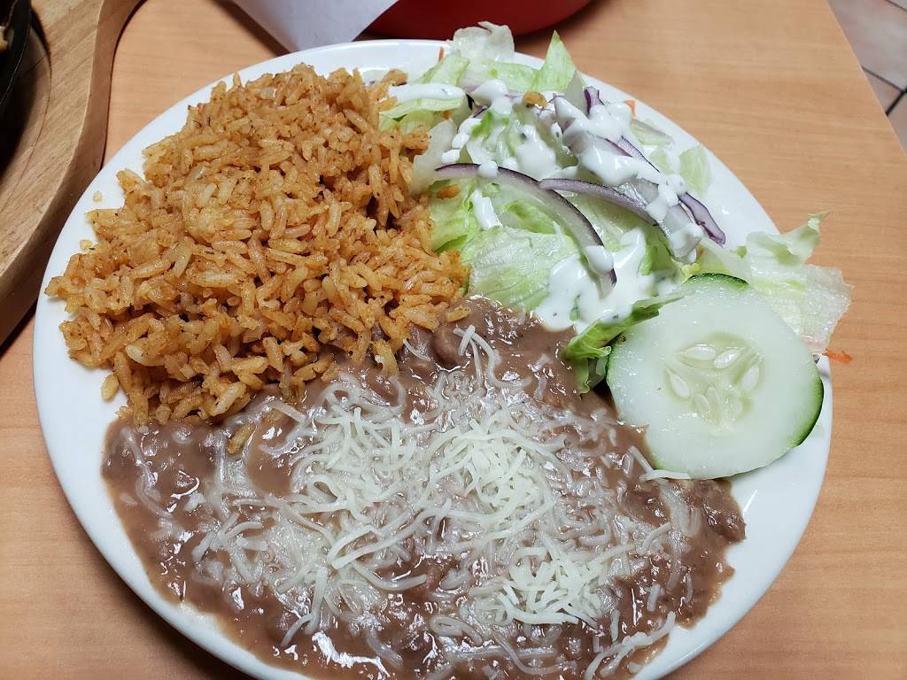 Mariscos El Puerto & Mexican Food | restaurant | 2012 N Riverside Ave e, Rialto, CA 92377, USA | 9098759777 OR +1 909-875-9777