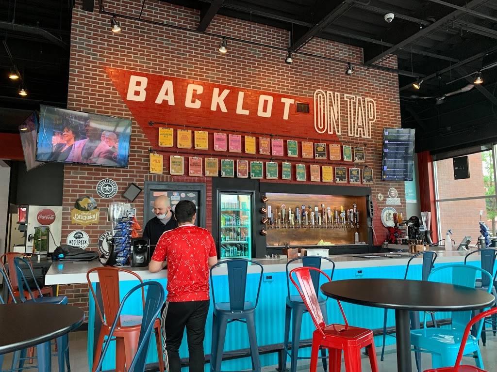 Backlot Taphouse | restaurant | 2110 S 67th St Suite 108, Omaha, NE 68106, USA | 4029169581 OR +1 402-916-9581