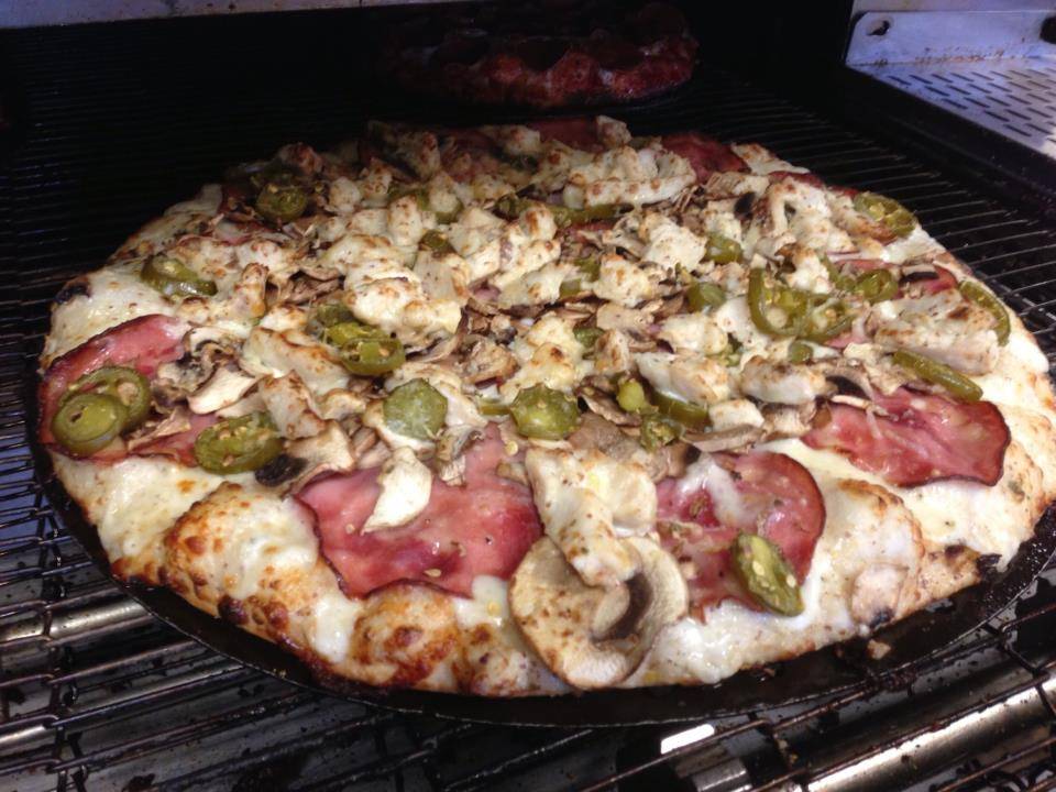 Toppers Pizza Place | restaurant | 111 E Gonzales Rd, Oxnard, CA 93036, USA | 8053854444 OR +1 805-385-4444