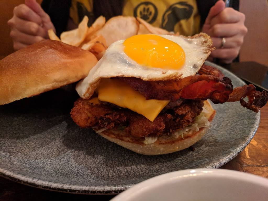 Kelseys Original Roadhouse | restaurant | 1011 The Queensway, Etobicoke, ON M8Z 6C7, Canada | 4166461856 OR +1 416-646-1856