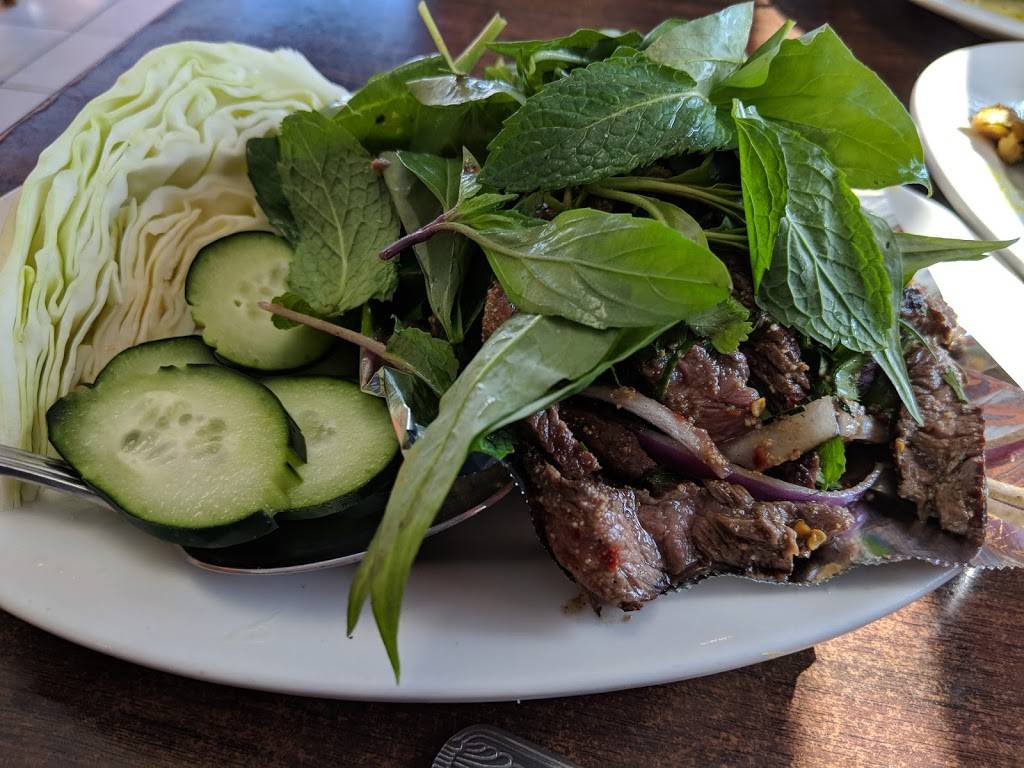 Crystal Thai-Cambodian Cuisine | restaurant | 1165 E 10th St, Long Beach, CA 90813, USA | 5625917636 OR +1 562-591-7636