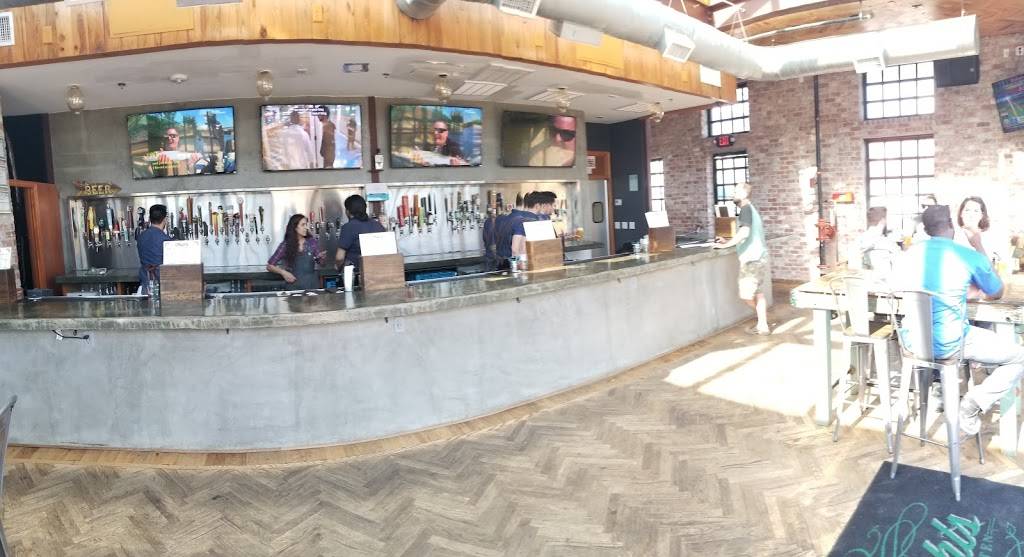 Heights Bier Garten | restaurant | 1433 N Shepherd Dr #1, Houston, TX 77008, USA | 7138624940 OR +1 713-862-4940