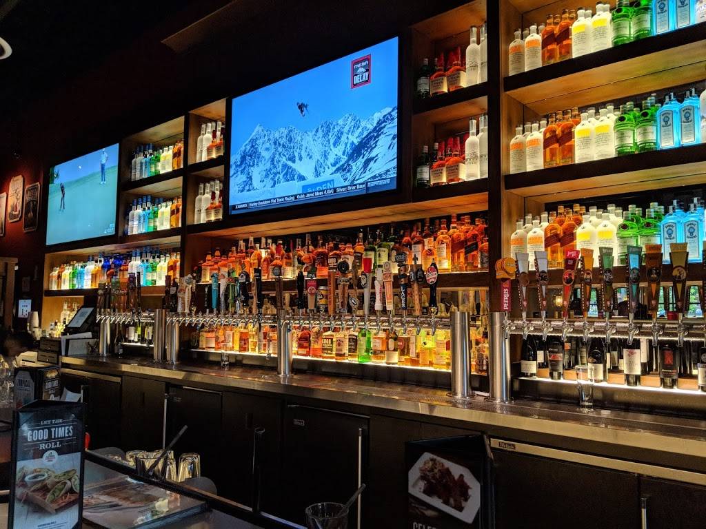 BJs Restaurant & Brewhouse | restaurant | 6181 Columbia Crossing Cir, Columbia, MD 21045, USA | 4433938600 OR +1 443-393-8600