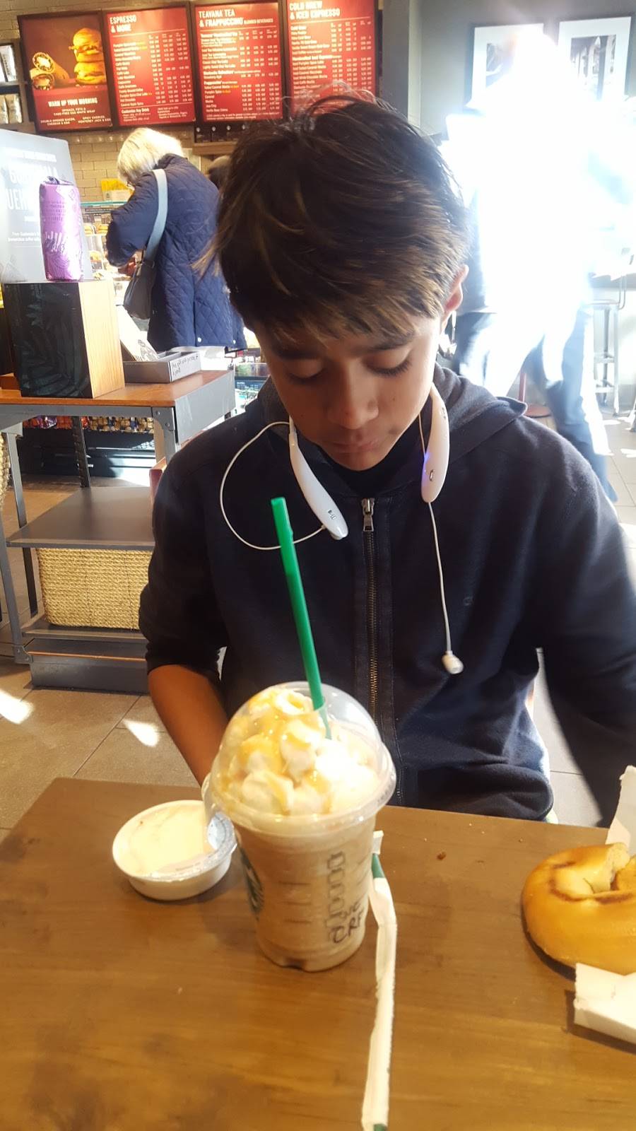 Starbucks | cafe | 1663 N California Blvd, Walnut Creek, CA 94596, USA | 9259371487 OR +1 925-937-1487