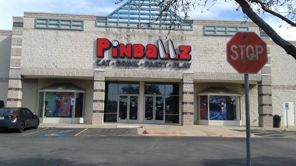 Pinballz Lake Creek | restaurant | 13729 Research Blvd, Austin, TX 78750, USA | 5125378737 OR +1 512-537-8737