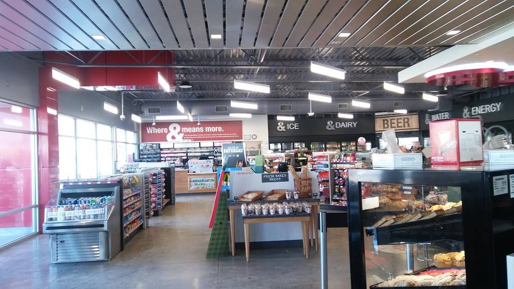 Kum & Go | meal takeaway | 2600 Holiday Rd, Coralville, IA 52241, USA | 3193373136 OR +1 319-337-3136