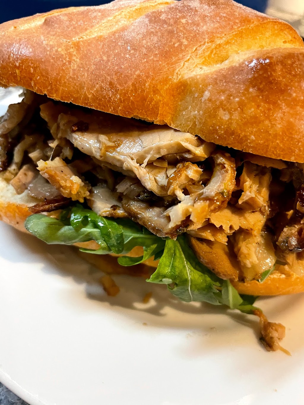 Avellino Family Barbecue | restaurant | 47 Larkin St, Stamford, CT 06907, USA | 2032418757 OR +1 203-241-8757