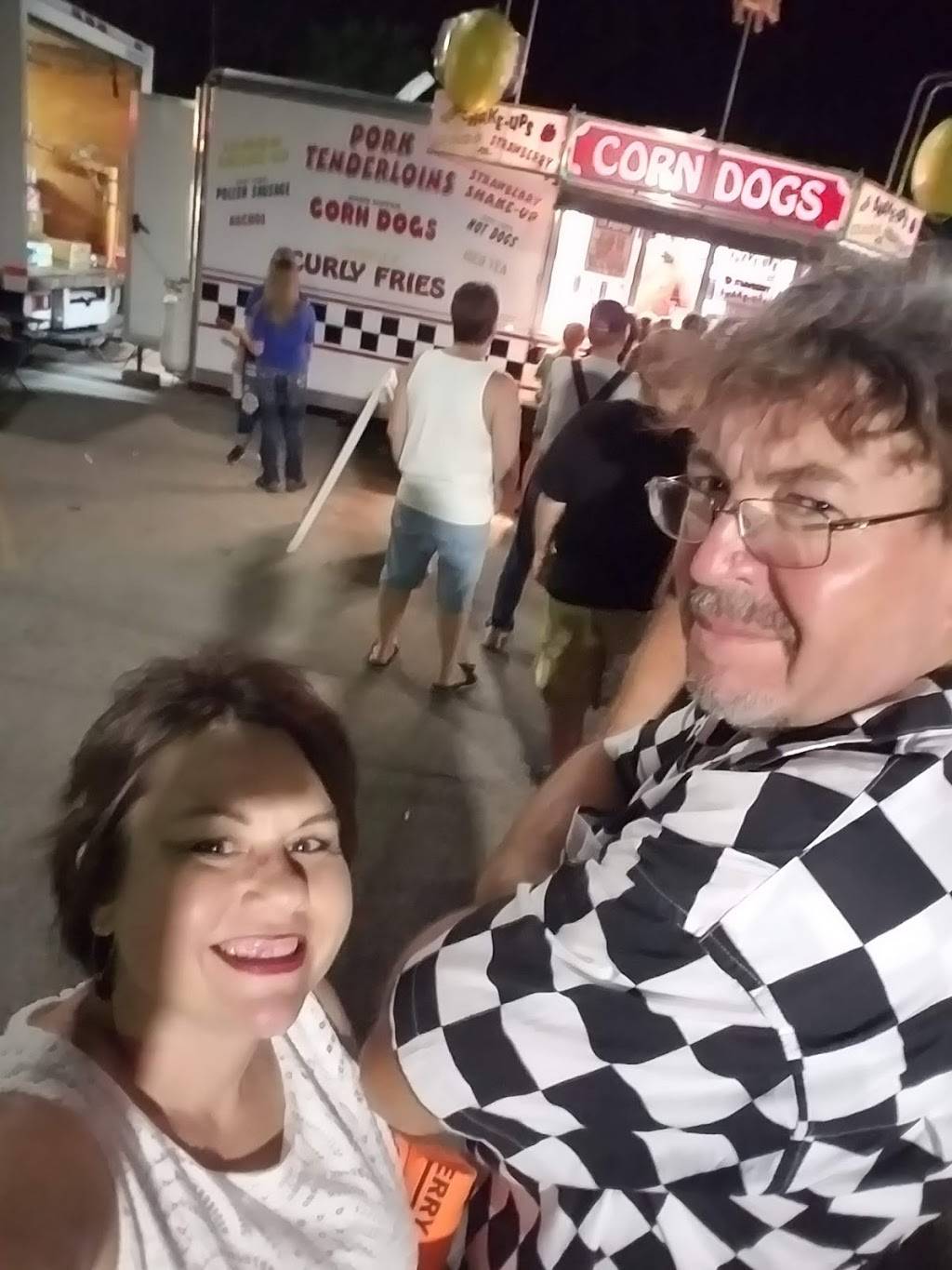 Toppings Pizzeria | restaurant | 312 E Main St, Streator, IL 61364, USA | 8156726868 OR +1 815-672-6868