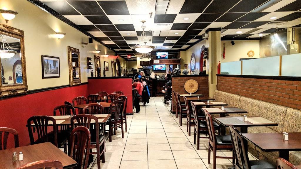 Lucias Italian Ristorante | restaurant | 2531 John Milton Dr, Herndon, VA 20171, USA | 7034764400 OR +1 703-476-4400