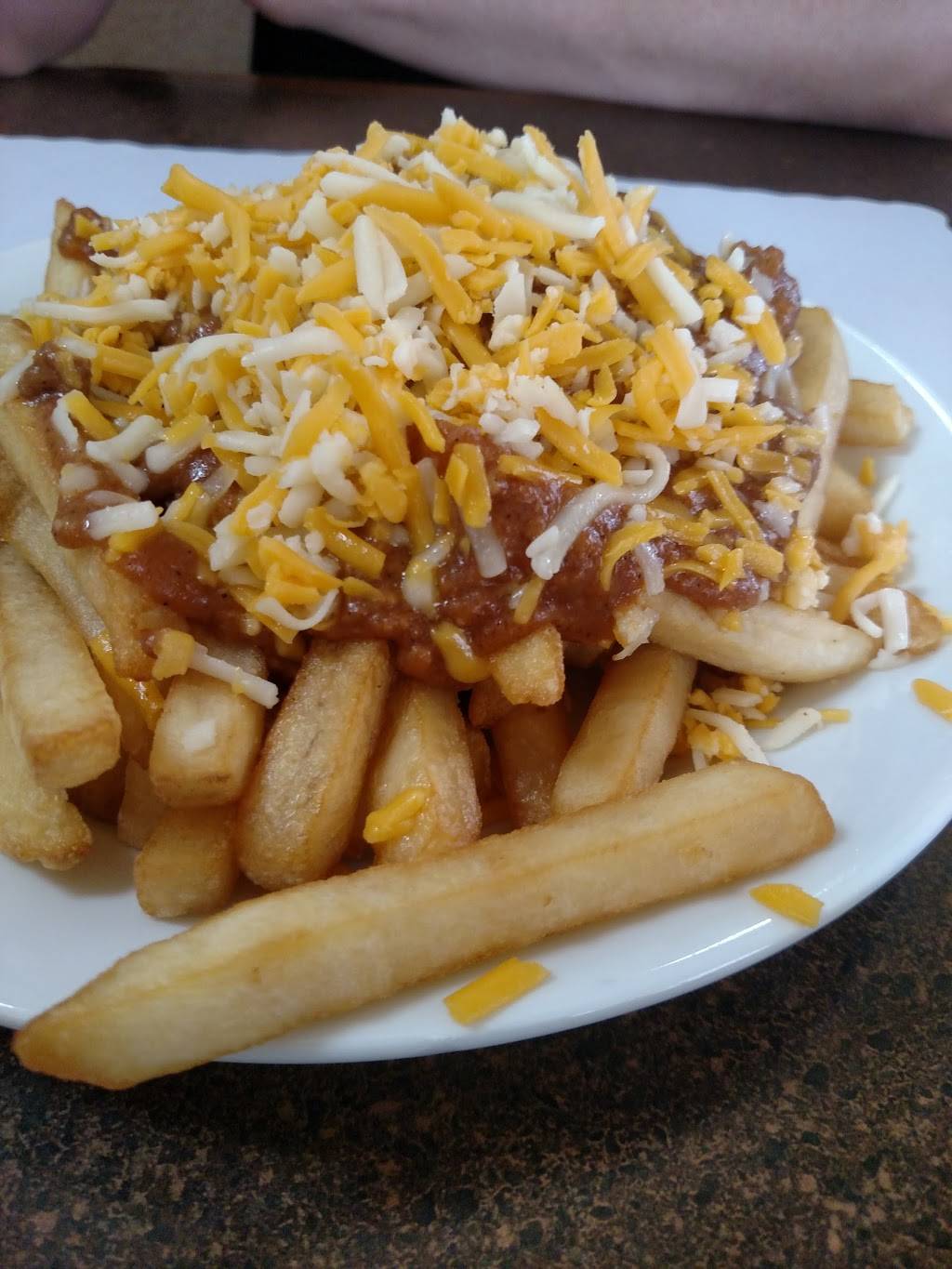 Harrys Cafe | restaurant | 748 Ramona Expy, Perris, CA 92571, USA | 9519437200 OR +1 951-943-7200